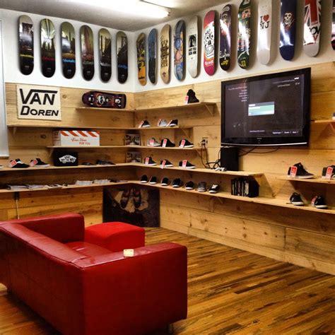 skate shoe outlet.